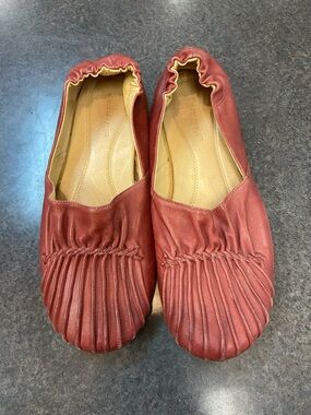 Chocolat Blu Rust Leather Pleated Ballet Flats